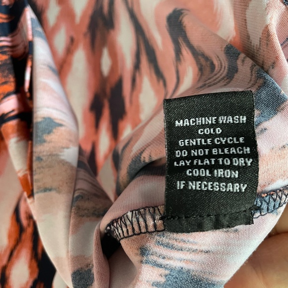 Elie McCarthy Womens Scoop Neck Blouse Tank Top 2X Abstract Geometric Casual - Picture 8 of 16